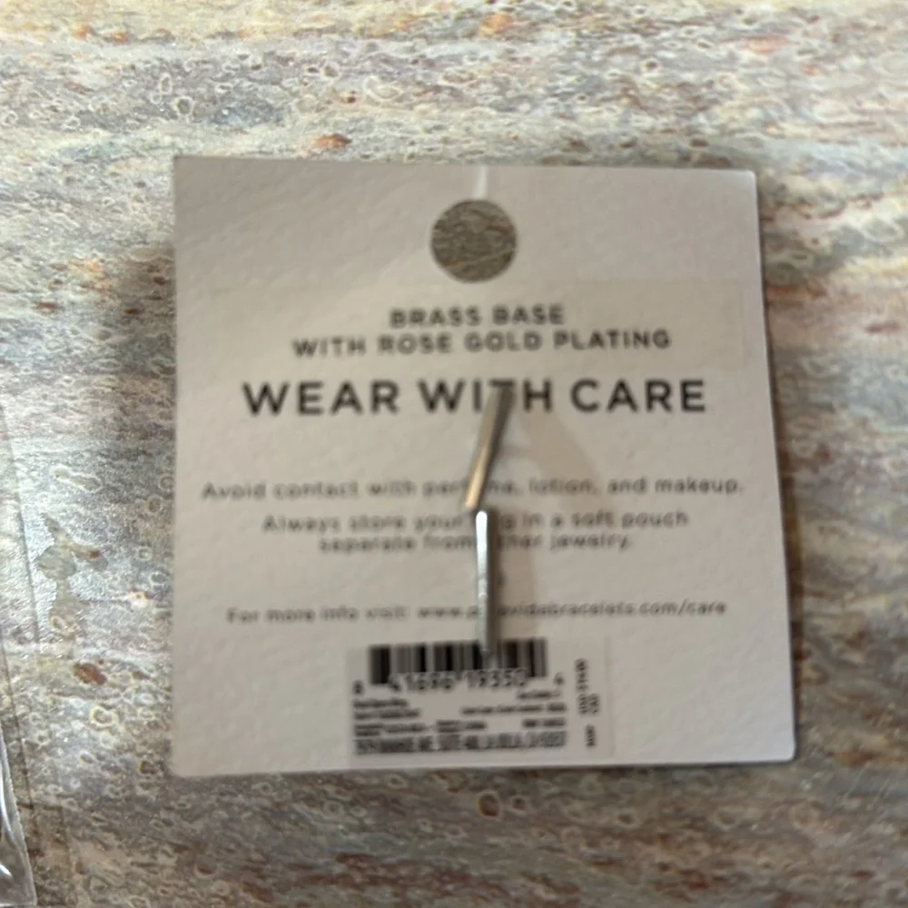 NEW Pura Vida Rose Gold Ring - Picture 3 of 3